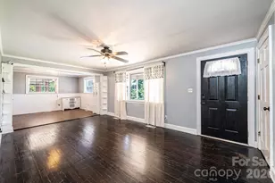 2984 Lutz Blvd, Newton, NC 28658 - Photo 9