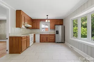 7401 Woodstream Dr, Charlotte, NC 28210 - Photo 7