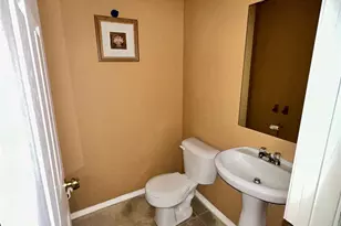 4722 Mortonhall Rd, Charlotte, NC 28215 - Photo 17