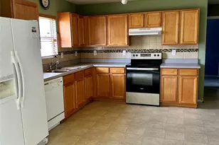 4722 Mortonhall Rd, Charlotte, NC 28215 - Photo 7