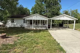 3678 Vantage Heights Cir, Lenoir, NC 28645 - Photo 1