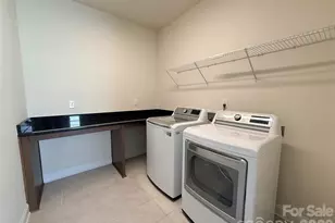 10038 Wayfair Meadow Ct, Charlotte, NC 28277 - Photo 23