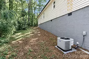 170 Hemingway Ln, Statesville, NC 28625 - Photo 11