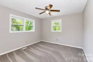 170 Hemingway Ln, Statesville, NC 28625 - Photo 7