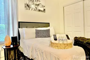 500 Umstead Dr, Chapel Hill, NC 27516 - Photo 5