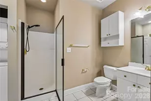 8923 Meadow Vista Rd, Charlotte, NC 28213 - Photo 21