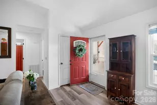 75 N Sunset Ridge Dr, Etowah, NC 28729 - Photo 5