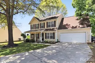9715 Castle Terrace Ct, Charlotte, NC 28215 - Photo 5