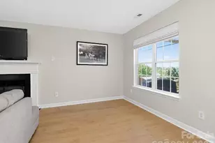 9715 Castle Terrace Ct, Charlotte, NC 28215 - Photo 17