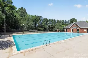 9715 Castle Terrace Ct, Charlotte, NC 28215 - Photo 39