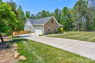 9311 Willowglen Trail, Charlotte, NC 28215 - Photo 37