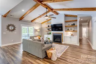 9311 Willowglen Trail, Charlotte, NC 28215 - Photo 7