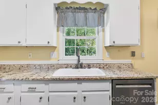 1511 Ormsby Ct, Charlotte, NC 28211 - Photo 21