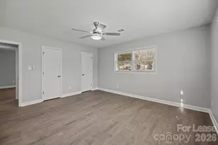 1853 Lakedell Dr, Charlotte, NC 28215 - Photo 15