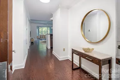 300 W 5th Street W #204, Charlotte, NC 28202 - Photo 7