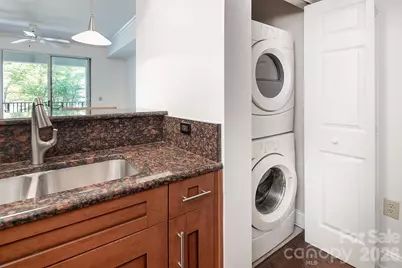 300 W 5th Street W #204, Charlotte, NC 28202 - Photo 9