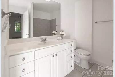 300 W 5th Street W #204, Charlotte, NC 28202 - Photo 27