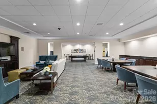 300 W 5th Street W, Charlotte, NC 28202 - Photo 43