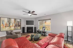 220 Roper St, Candler, NC 28715 - Photo 5