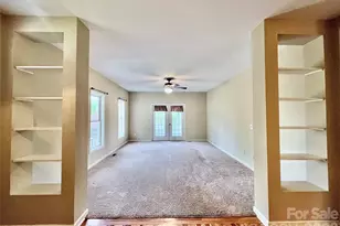 7 Curtis Dr, Hendersonville, NC 28739 - Photo 7