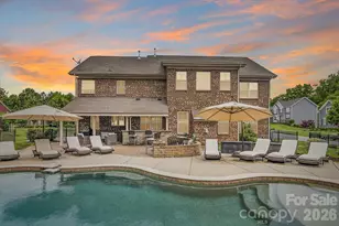 4046 Lake Prairie Dr, Matthews, NC 28104 - Photo 1