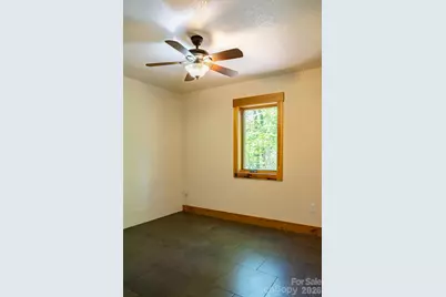 26 Robinson Creek Road, Asheville, NC 28803 - Photo 15