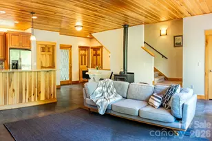 26 Robinson Creek Rd, Asheville, NC 28803 - Photo 3