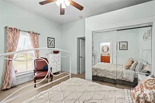 633 S Race St, Statesville, NC 28677 - Photo 37