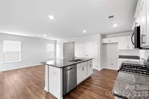 23 Katherine Emilie Dr, Hendersonville, NC 28792 - Photo 5