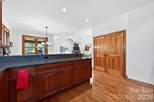 24 Triple Fairways Dr, Hendersonville, NC 28739 - Photo 11