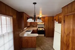 2929 Amity Garden Ct, Charlotte, NC 28205 - Photo 3