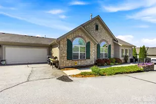 174 Summerfield Pl, Flat Rock, NC 28731 - Photo 29