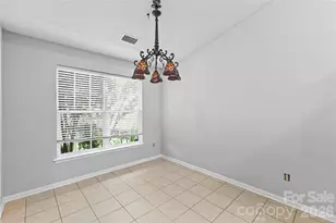 8455 Angwin Pl, Charlotte, NC 28262 - Photo 9