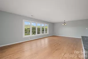 441 Mulberry St, Clyde, NC 28721 - Photo 5
