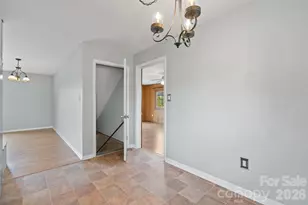 441 Mulberry St, Clyde, NC 28721 - Photo 11