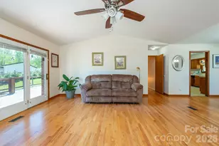 230 Blythewood Dr, Hendersonville, NC 28792 - Photo 5