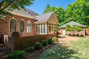 110 Elizabeth Ct, Mount Holly, NC 28120 - Photo 9
