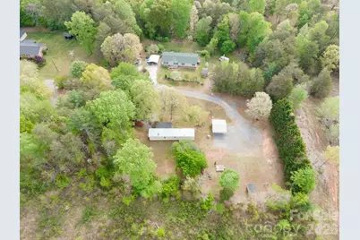 4021 26th Street Court NE, Hickory, NC 28601 - Photo 29