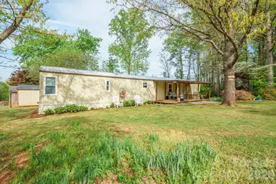 4021 26th Street Court NE, Hickory, NC 28601 - Photo 25