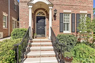 1117 Dilworth Crescent Row, Charlotte, NC 28203 - Photo 3