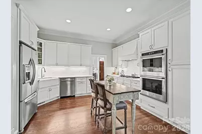 1117 Dilworth Crescent Row, Charlotte, NC 28203 - Photo 15