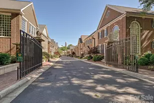 1117 Dilworth Crescent Row, Charlotte, NC 28203 - Photo 37