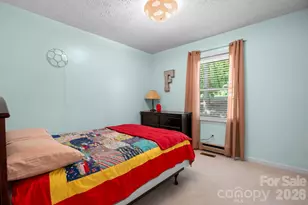 216 Davis Dr, Morganton, NC 28655 - Photo 17