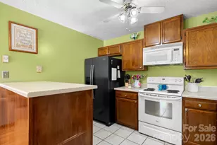 216 Davis Dr, Morganton, NC 28655 - Photo 11