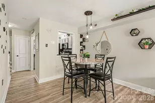1201 Green Oaks Ln, Charlotte, NC 28205 - Photo 9