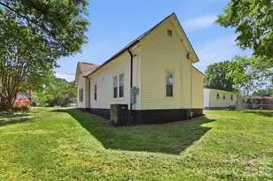 630 N Davis Ave, Newton, NC 28658 - Photo 23