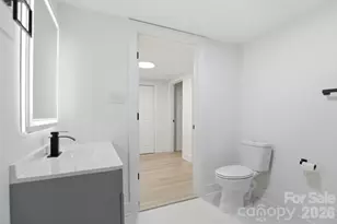 630 N Davis Ave, Newton, NC 28658 - Photo 21