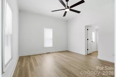 630 N Davis Avenue, Newton, NC 28658 - Photo 11