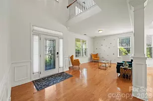 12700 Oldehurst Pl, Charlotte, NC 28262 - Photo 3