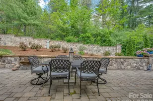 161 Linda Ann Dr, Flat Rock, NC 28731 - Photo 19